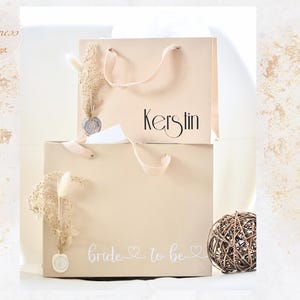 Personalisierte Luxus-Geschenktüte in beige, Geschenktasche, Geschenke für Hochzeit, Geburtstag, Brautjungfern, Kollegen, Familie, Taufe
