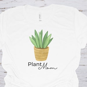 Plant Mom Shirt | Plant Lady Tee, Plant Lover Gift, Gardening Shirt, Herbology, Botanical tee, plant graphic tee, Cottagecore, Mother&#39;s Day
