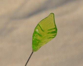 Feuille verte nervurée translucide en verre de Murano