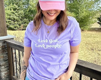 Christian Graphic tshirt Gift Christian Girl Aesthetic Cute Christian Shirt Retro Vibe Graphic Love God Love People teen girl Christian gift