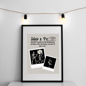 Cartello fotografico a tema compleanno Bad Two The Bone