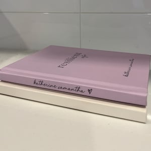 Gepersonaliseerd dagboek met harde kaft, notitieboek op maat, naamnotitieboekje, cadeau vriendengroep, cadeau aangepaste tekst, bericht rug en achterkant dagboek