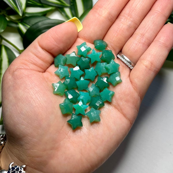 Mini Chrysoprase Faceted Star Carving