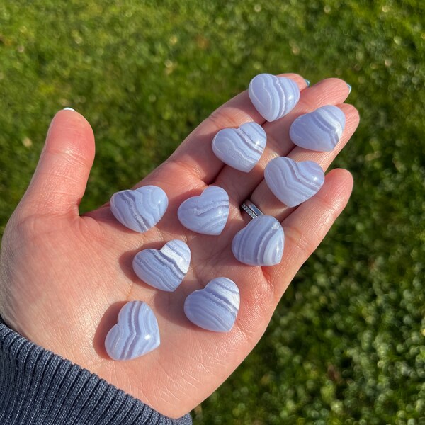 High Quality Mini Blue Lace Agate Heart Carving