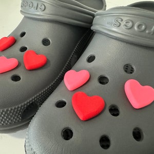Valentine's Day Crocs Heart Charms – Cute Red & Pink Crocs Accessory – Set of 6