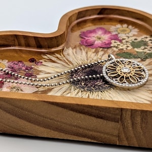 Engraved Wood Heart Jewelry Tray: Resin-Preserved Flowers