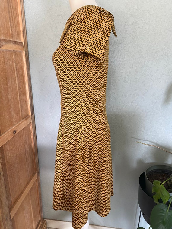 60s 70s Mod GoGo Shift Gemetric Vtg Handmade Dress