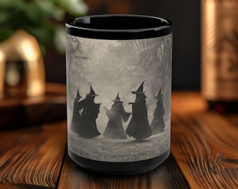 Caneca Coven Dance Black Witch, xícara de cerâmica gótica de 15 oz com cena de ritual de floresta vintage, caneca de Halloween com tema de bruxa para café ou chá