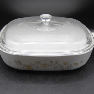 Corning Ware Pyroflam version Floral Bouquet Casserole Dish with lid 7 cup