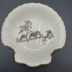 NC Cameron and sons Ltd  made in Japan shell dish with four birds