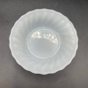 Anchor Hocking Milk Glass spiral bowl small size