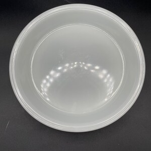 Vintage white milk glass Pyrex Pie Plate