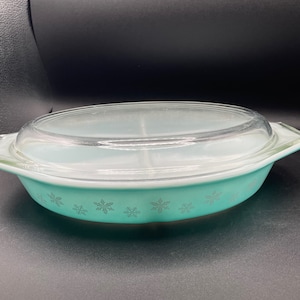 Vintage 1960s Pyrex snowflake Divided Casserole with lid