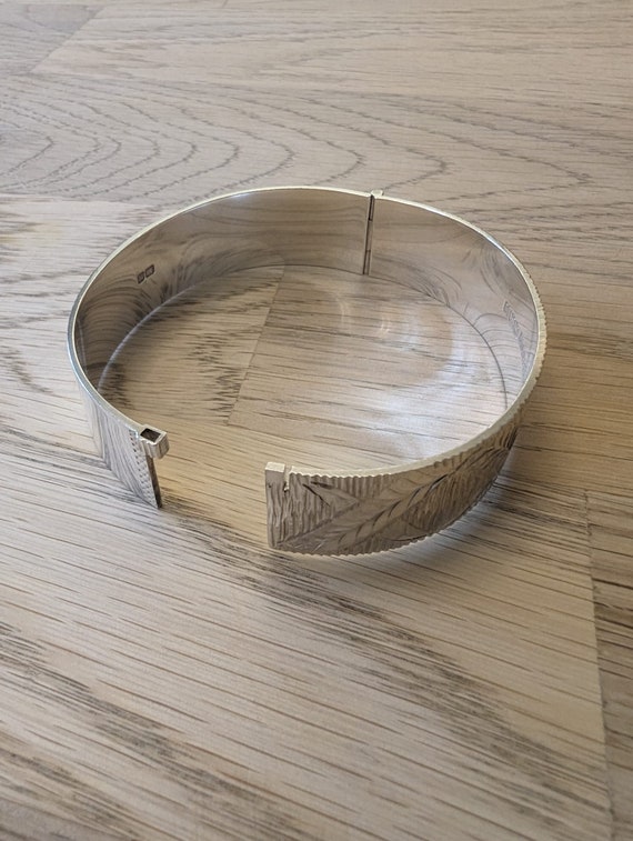 Solid sterling silver bangle Birmingham 1975 35.4g - image 5