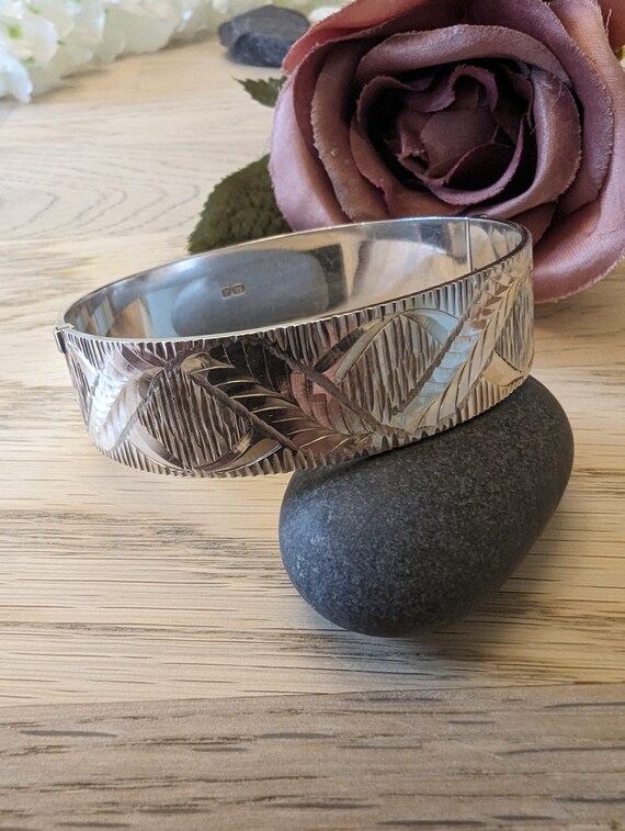 Solid sterling silver bangle Birmingham 1975 35.4g - image 4