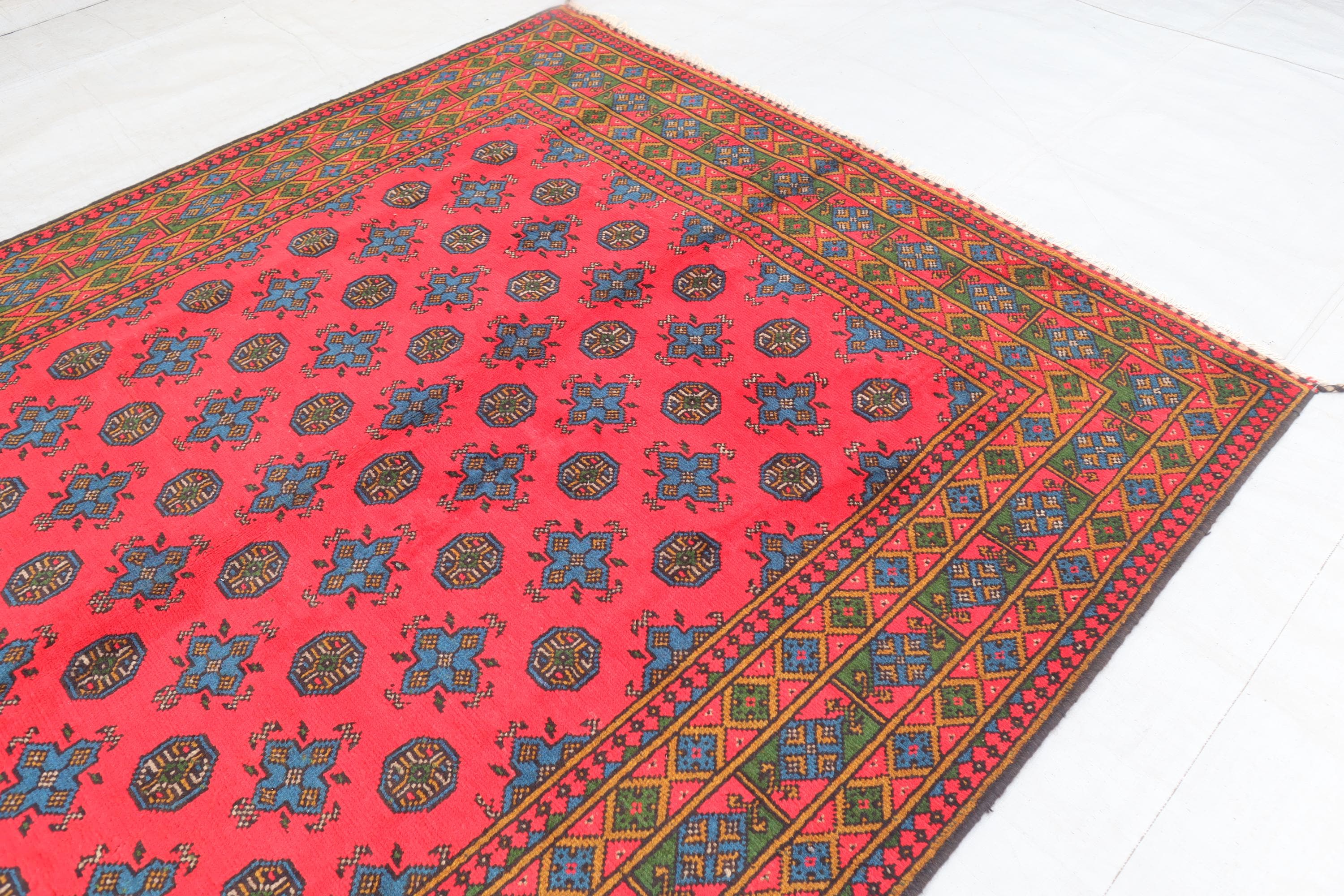 大型トルクメン・ブハララグ 6'5x9'4フィート、ライトレッドの