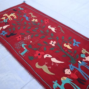 2&#39;8x5&#39;4 ft, Handmade Suzani Kilim Rug- Hand Embraided Wall Tapestry- Living Room Décor- Embroidered Suzani Table Cover, Flatweave Suzani Rug