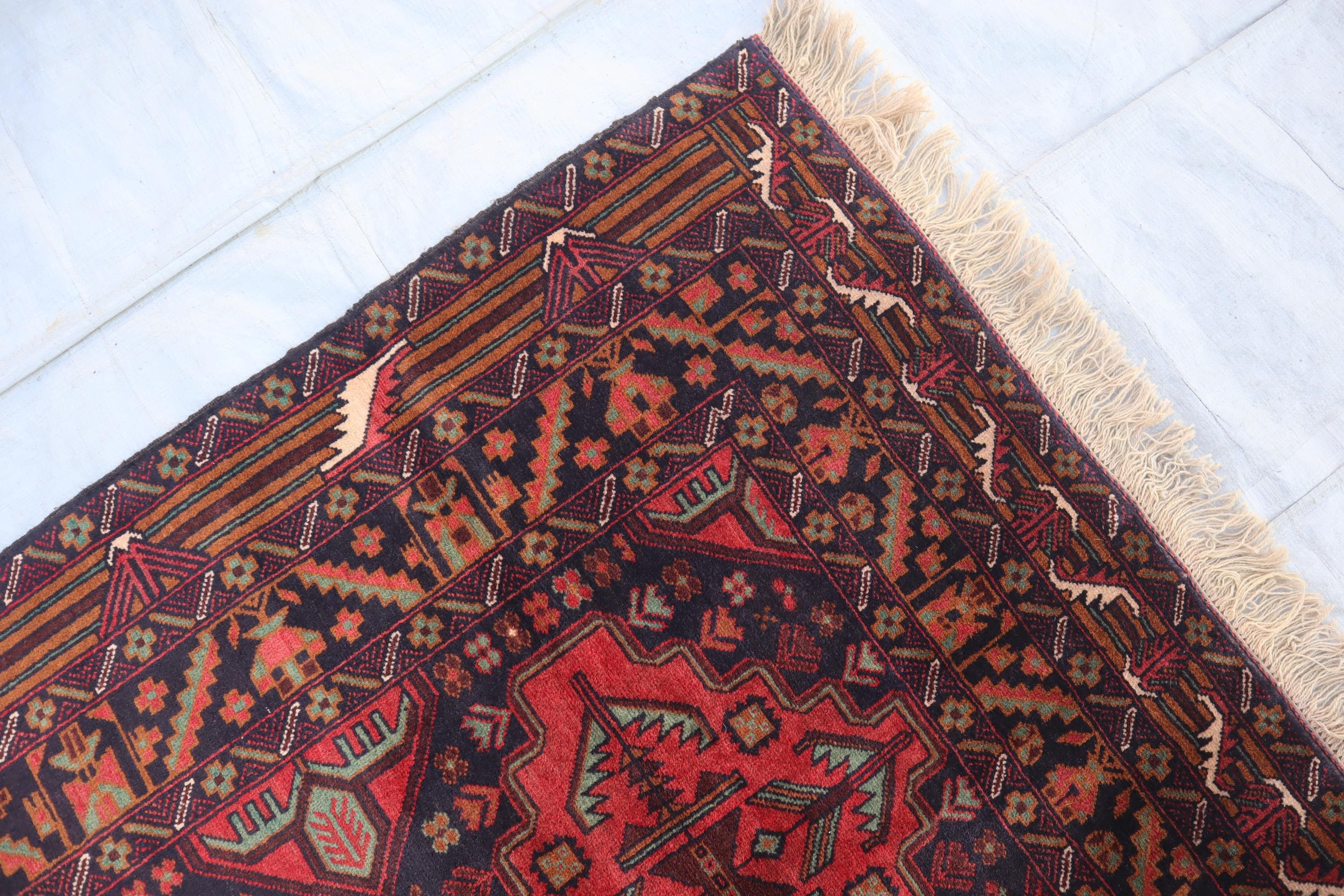 ヴィンテージ幾何学模様ラグ 4x6'5フィート、アフガニスタン手織り