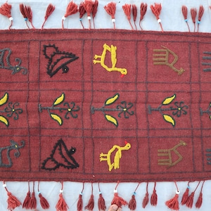 2&#39;4x8&#39;3 ft, Handwoven Suzani Kilim- Antique Boho Hand Embroidered Wall Décor Rug, Gift For Her- Aesthetic Kilim Area Rug- 2x8 ft Home Décor