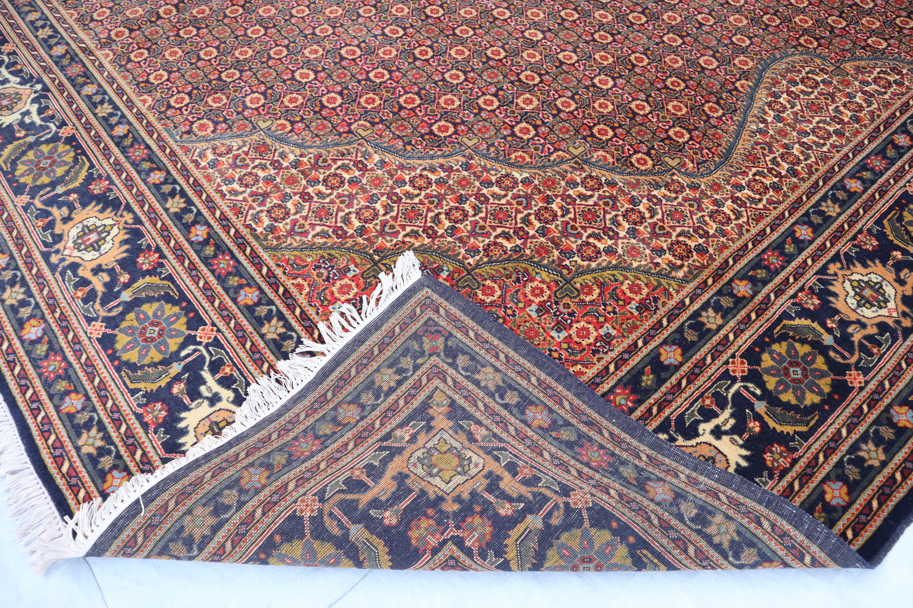 13 x 10フィートの大型ヴィンテージトルクメンメダリオンラグ