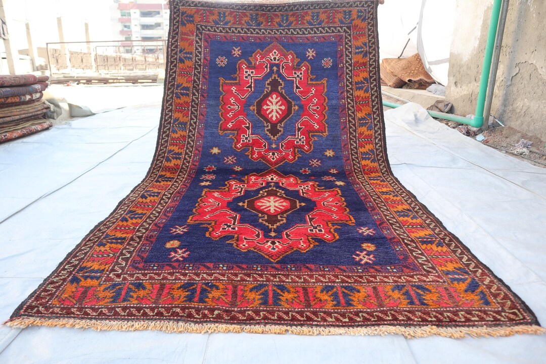 4x7 ヴィンテージ ネイビーブルーレッドラグ、コレクターズアイテム