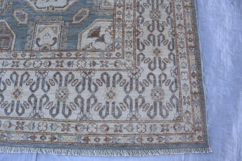 Soft Gray Beige 9x12 Area Rug Afghan Hand Knotted Vegi Dyes Wool Rug