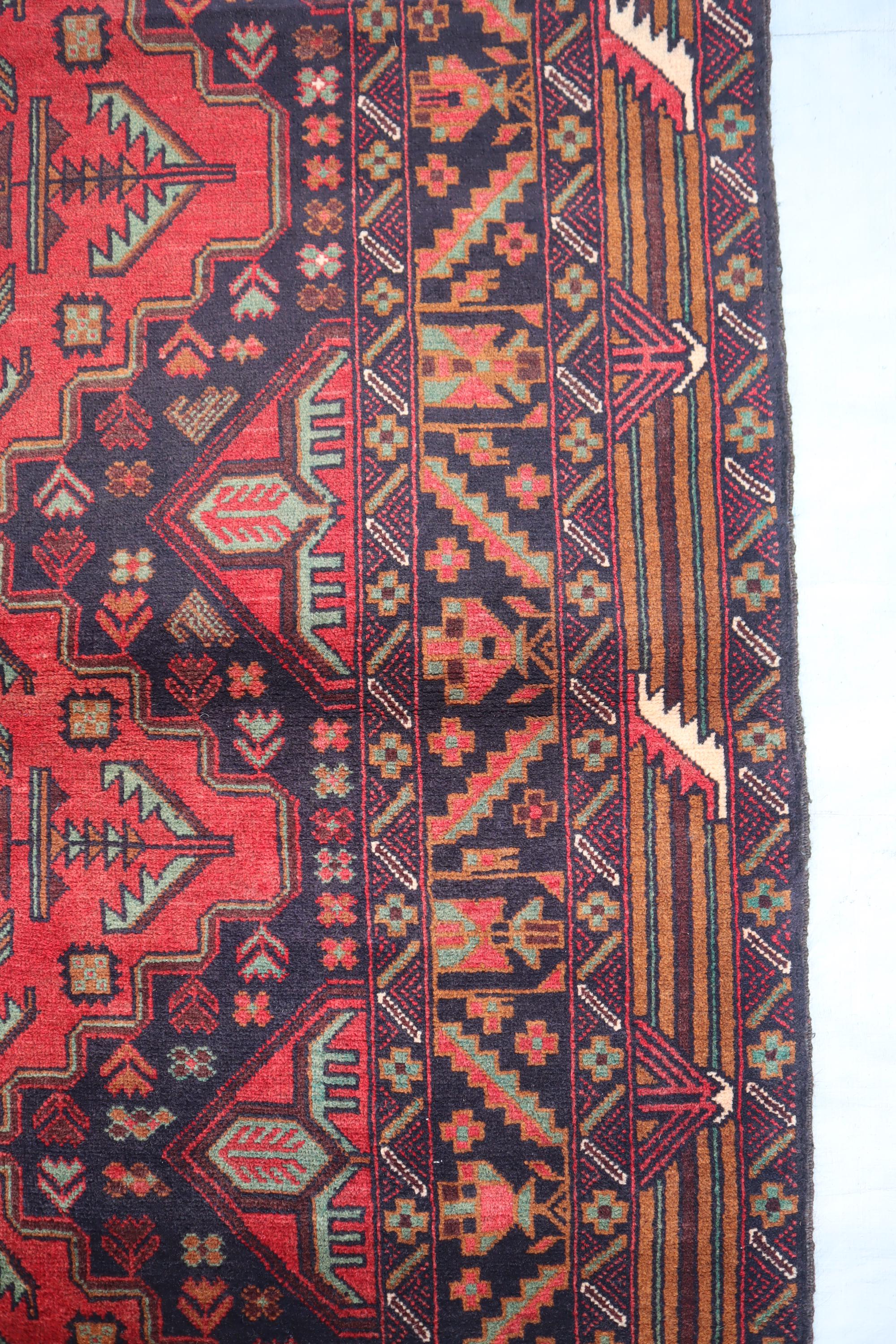 ヴィンテージ幾何学模様ラグ 4x6'5フィート、アフガニスタン手織り