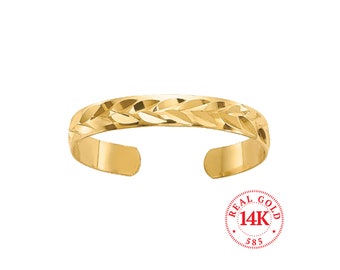 14K Solid Gold Toe Ring • Diamond Cut by Hand • Tarnish Resistant 100% Real Gold • Adjustable • One Size Fits All • 3mm band