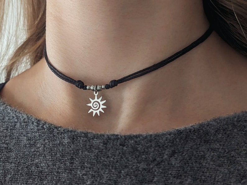 Tour de cou minimaliste avec pendentif soleil spirale de vie acier inoxydable chaîne coton réglable boho choker boho chaîne spirale argent image 4