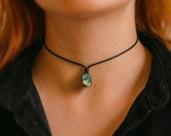 Natural raw labradorite choker labradorite necklace crystal pendant raw moonstone necklace natural jewelry hippie gemstone necklace gift