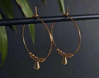 Boucles d’oreilles délicates en laiton doré avec perles en laiton et pendentifs goutte petites boucles d’oreilles en laiton Bohol boucles d’oreilles hippie bijoux cadeau petite amie