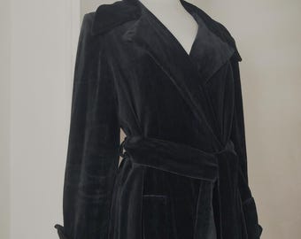 Abrigo vintage de terciopelo negro de los años 70, auténtico. Hecho en Francia - hecho a medida - Talla 40 - 42