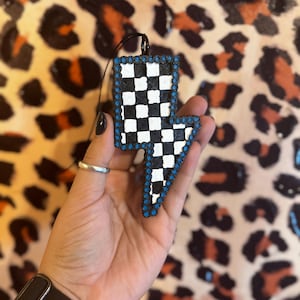 Checkered Bolt Freshie
