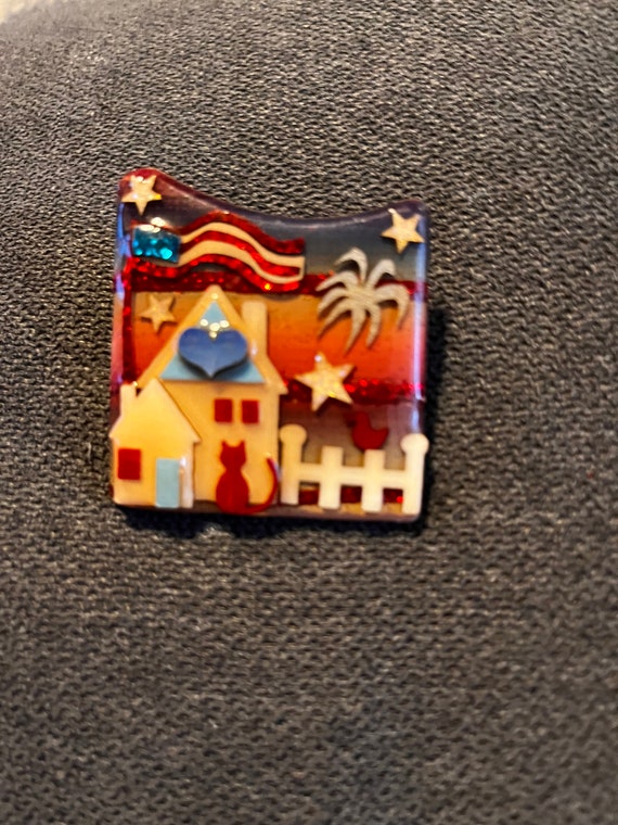 Vintage Fourth of July pin