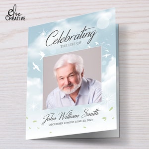Op de afbeelding: Een blauwe en witte condoleancekaart met een foto van een man en de tekst "Celebrating the life of John William Smith December 27, 1955 June 20, 2023".