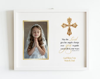 Moldura personalizada para foto de primeira comunhão: lembrança em forma de cruz (download digital)