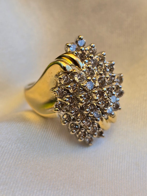 Vintage 14k Solid gold Diamond Cluster Cocktail R… - image 2