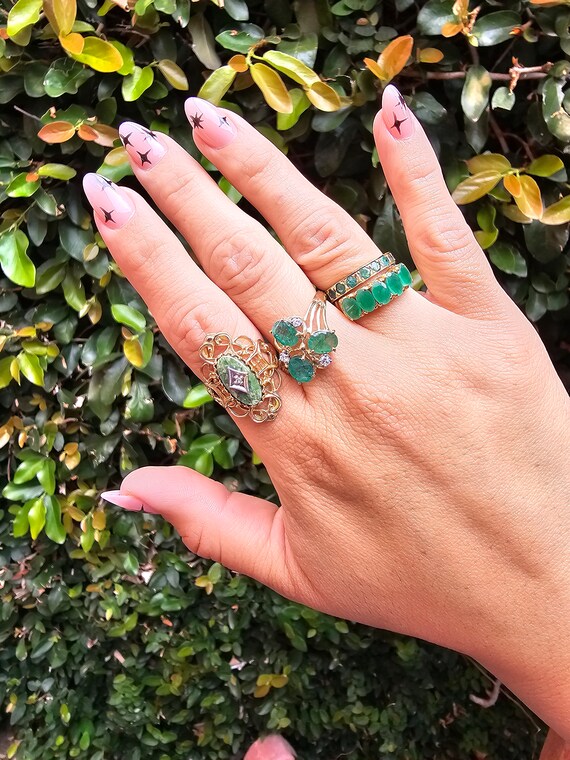 hold*******************10 Karat Yellow Gold Emeralds … Gem