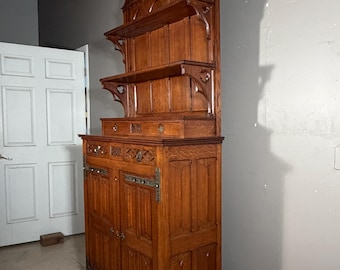 Vintage Pulaski Furniture Keepsakes Golden Lighted Sideboard