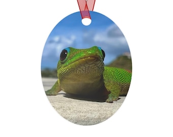 Green Gecko Photo Metal Ornament | Lizard Nature Decor