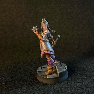 Large Shadowheart cleric miniature for Dungeons and Dragons - 54mm scale