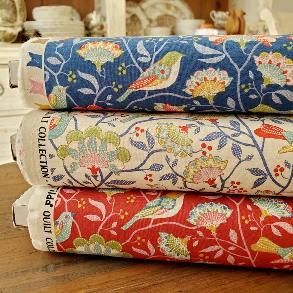 Tilda's Jubilee Yardage - Bird Tree - 3 coloris - Bleu/Crème/Rouge - Printemps/Été 2024