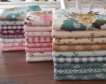 Odnowione mini zestawy Fat Quarter – wybielony denim/róż/latte – Sandy Gervais – Riley Blake Designs –