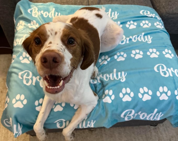 Personalized Pet Blanket: Custom Name & Paw Print Minky Fleece