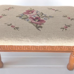 Vintage Needlepoint Footstool,Footstool,Vintage Furniture,Vintage Home Decor
