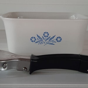 Vintage Corning Ware Blue Cornflower P-4-B Loaf Pan with removable handle