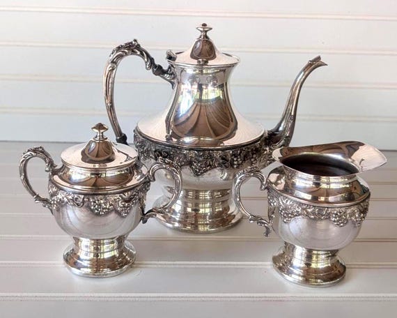 Vintage Sheridan Silver Co. Tea Set: Silver on Copper Grapevine