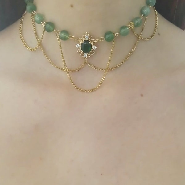 Collier ras le cou multirang vert et doré