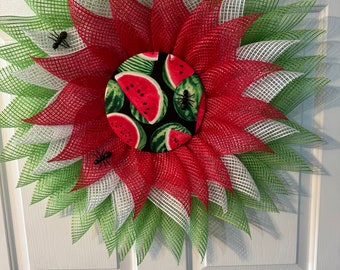 Summer Watermelon wreath with Ants!Berry cute with Unique Red, Green and White.  26 inch diameter. Free shipping disfavgg Free Shopping!