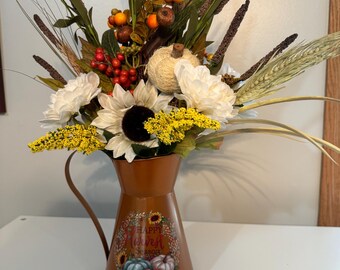 Fall Center piece! Great for table, manual or side table. beautiful fall colors, Copper happy harvest vase!  Free shipping!